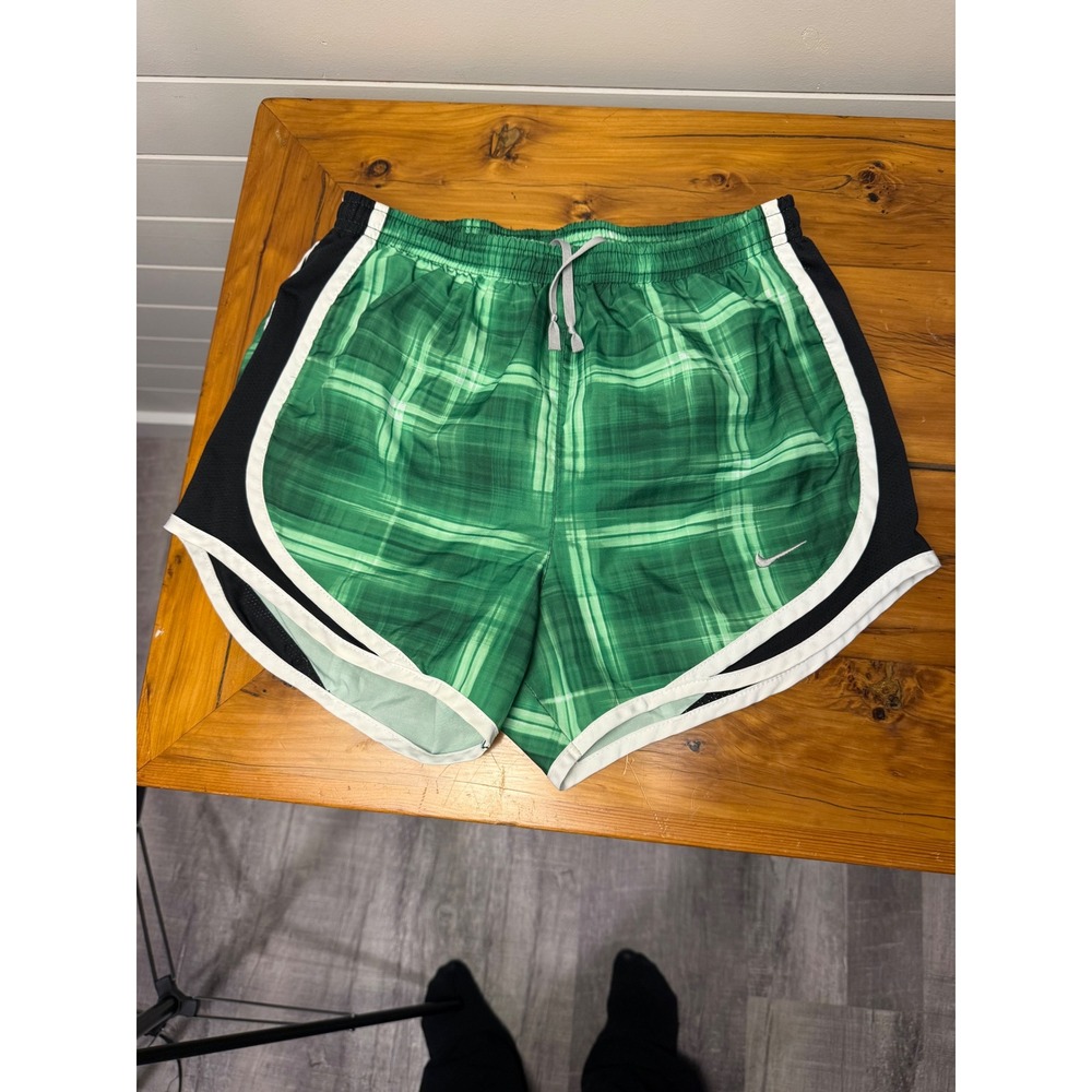 Nike Dri Fit Women's Green Plaid Running Shorts XS Athletic‎ Gym Workout